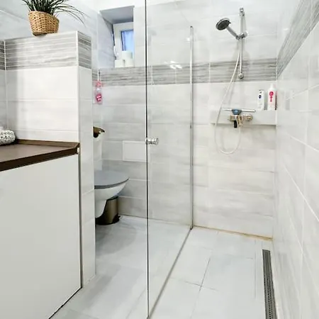 Διαμέρισμα Elegant Garden Flat *
